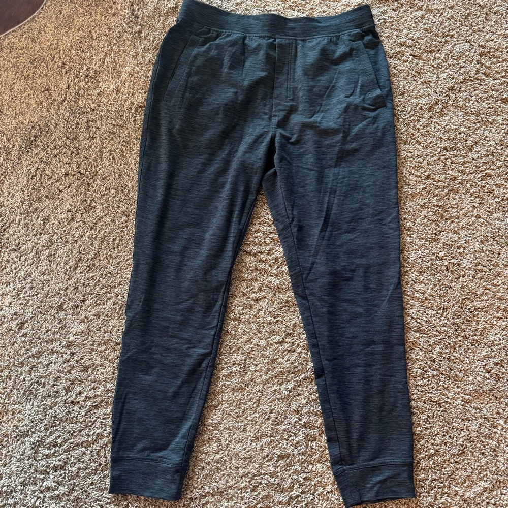 GAIAM Men's Dark Charcoal Heather Jogger Pants
